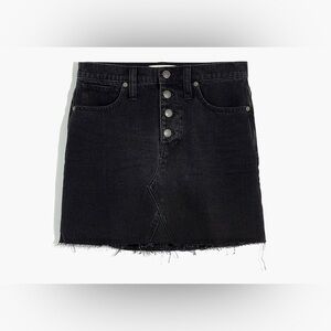 Madewell|Rigid Denim A-Line Washed Black Mini Denim Skirt w Frayed Hem, Buttons•